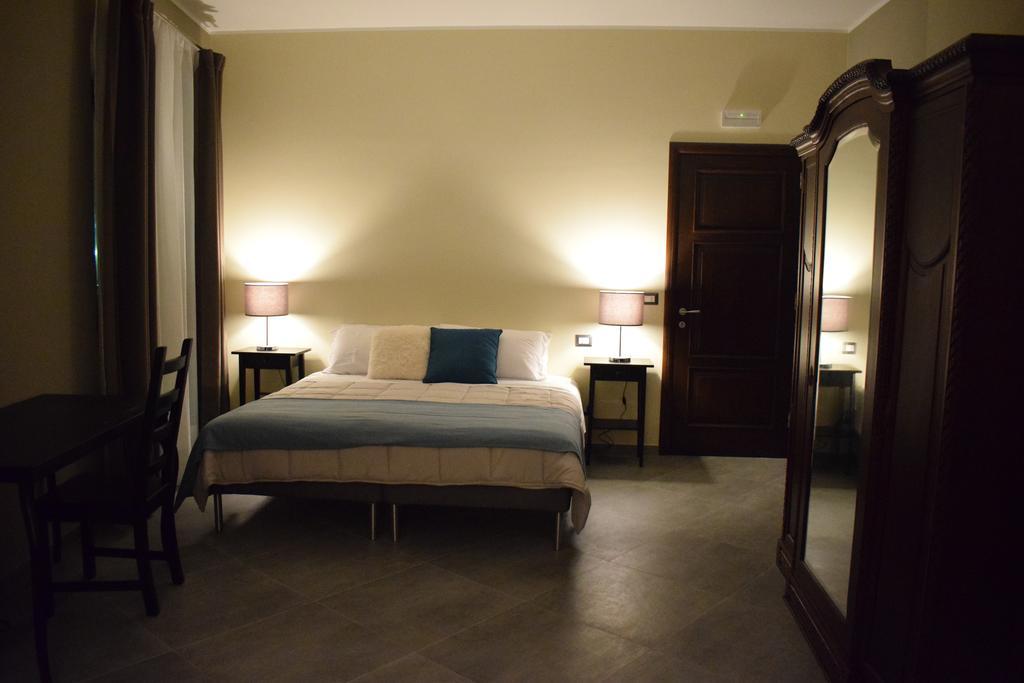 Cento Tari' Guest House Кастильоне-ди-Сицилия Экстерьер фото