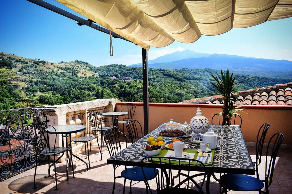 Cento Tari' Guest House Кастильоне-ди-Сицилия Экстерьер фото
